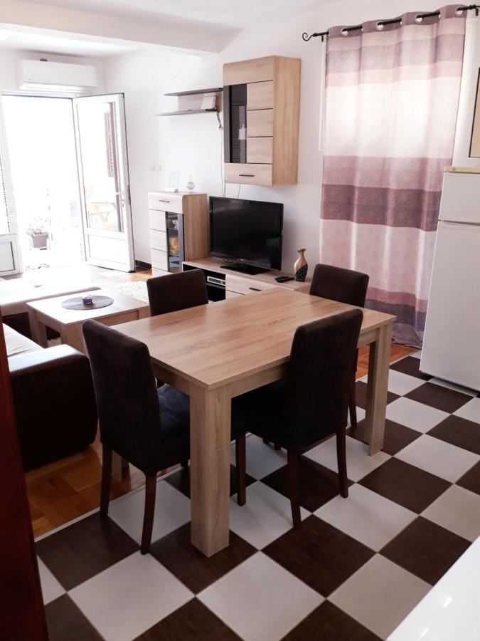 Apartments Gogo コトル エクステリア 写真