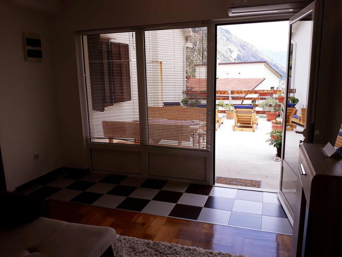 Apartments Gogo コトル エクステリア 写真