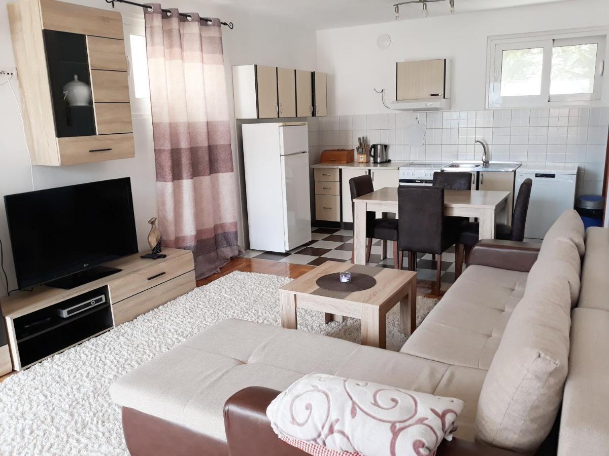 Apartments Gogo コトル エクステリア 写真